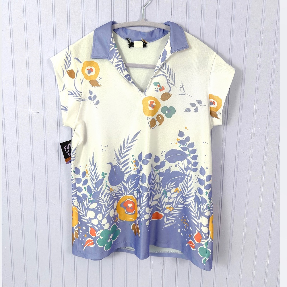 *SOLD* Vintage 1970's Polyester Floral Top Purple Floral V-Neck - Picture 2 of 6